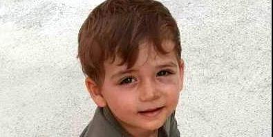 Balkondan düşen 2 yaşındaki Mustafa ağır yaralandı