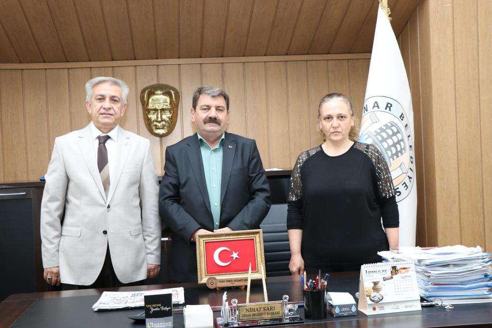 Dinar Belediyesi ile Türk Yerel Hizmet Sendikası arasında sosyal denge tazminatı sözleşmesi imzalandı. ( İsmail Yılmaz - Anadolu Ajansı )