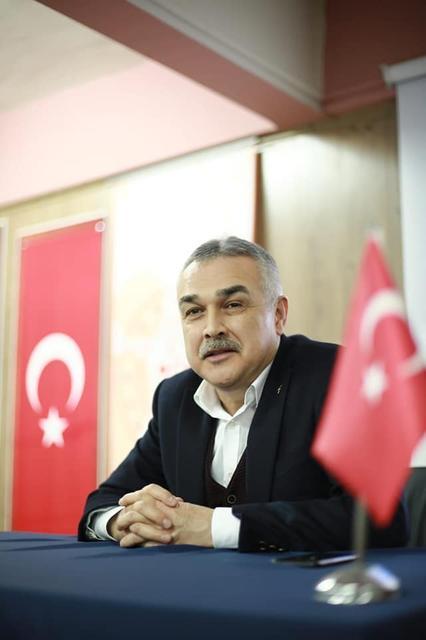 AK Parti Aydın Milletvekili Mustafa Savaş, “Gelişen rekabetçi dünyada en büyük görevlerden birisi, basın ve medya emekçilerimize düşüyor” dedi.
