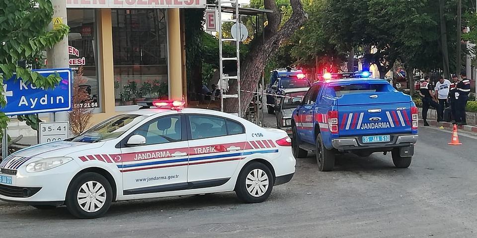 İzmir'in Ödemiş ilçesinde çıkan silahlı kavgada bir kişi yaralandı. ( Turgay Konuralp - Anadolu Ajansı )