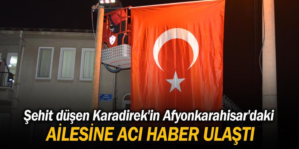 Bitlis'in Tatvan ilçesindeki helikopter kazasında şehit düşen Helikopter Teknisyen Astsubay Kıdemli Çavuş Şükrü Karadirek'in Afyonkarahisar'daki ailesine şehadet haberi verildi. ( Arif Yavuz - Anadolu Ajansı )