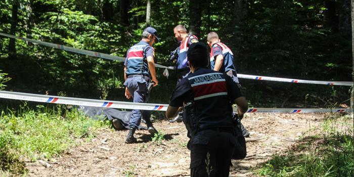 Kütahya'nın Domaniç ilçesinde bir kişi ormanlık alanda ölü bulundu.
 ( Serdar Yiğit - Anadolu Ajansı )