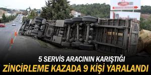 Uşak'ta organize sanayi bölgesindeki fabrikalara işçi taşıyan 5 servis aracının karıştığı zincirleme trafik kazasında 9 kişi yaralandı. ( Mehmet Çalık - Anadolu Ajansı )