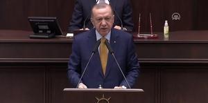 Cumhurbaşkanı Recep Tayyip Erdoğan, CHP Genel Başkanı Kemal Kılıçdaroğlu’nun eleştirilerine cevap niteliğinde yaptığı konuşmasında, “Ne kadar bağırırlarsa bağırsınlar, tepeden tırnağa her yerlerini saran taciz, tecavüz, hırsızlık rezilliklerinin hesabını vermekten kurtulamayacaklar" dedi.