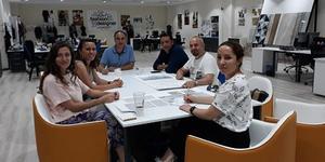 Uşak Üniversitesi Deri Tekstil ve Seramik (DTS) Tasarım Uygulama ve Araştırma Merkezi ile Bilecik’te faaliyet gösteren Decovita  firması arasında işbirliği protokolü imzalandı.  ( Uşak Üniversitesi - Anadolu Ajansı )